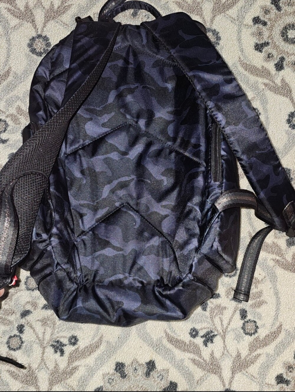Camo Backpack - Picture 2 of 7